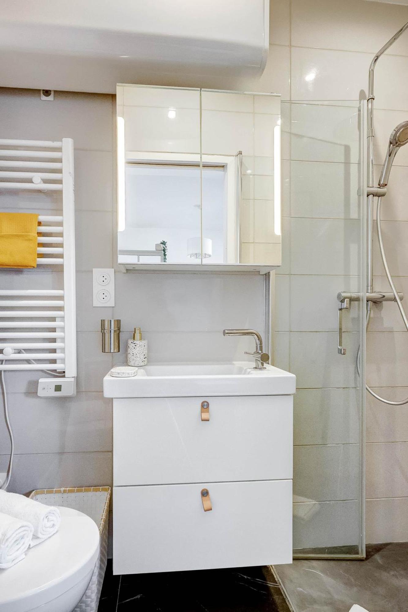 Bnbnova - Champs-elysees - 1br Parigi